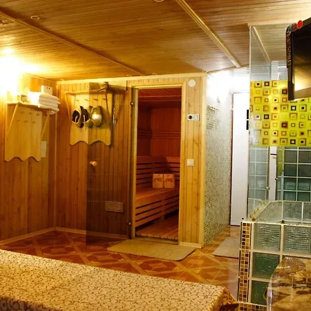 Hotel Rayske Yabloko