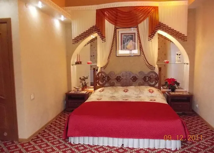 Hotel Rayske Yabloko Lviv