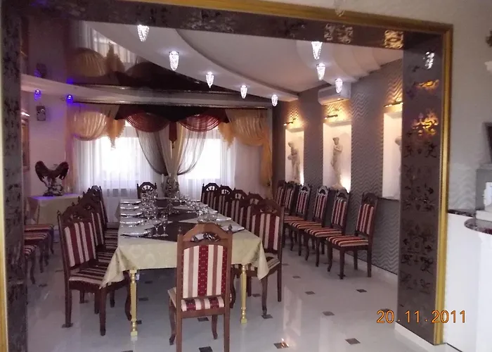 Rayske Yabloko 4* リヴィウ