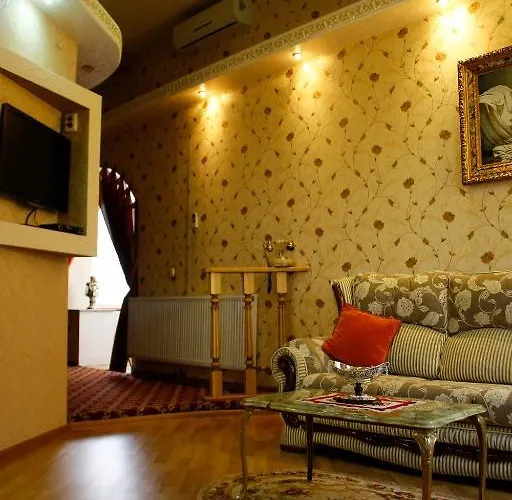 Rayske Yabloko Hotel