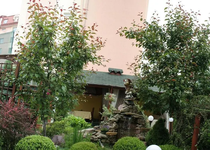 Hotel Rayske Yabloko Lviv