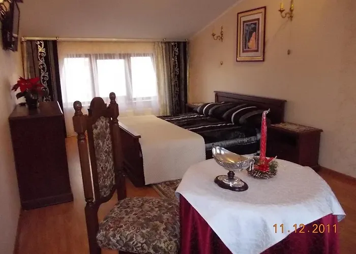 Rayske Yabloko Hotel Leópolis